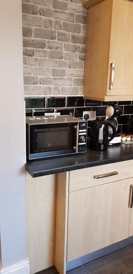 Riverpool - Elegant House 1 Minute Walk To Anfield Stadium Villa ลิเวอร์พูล ภายนอก รูปภาพ