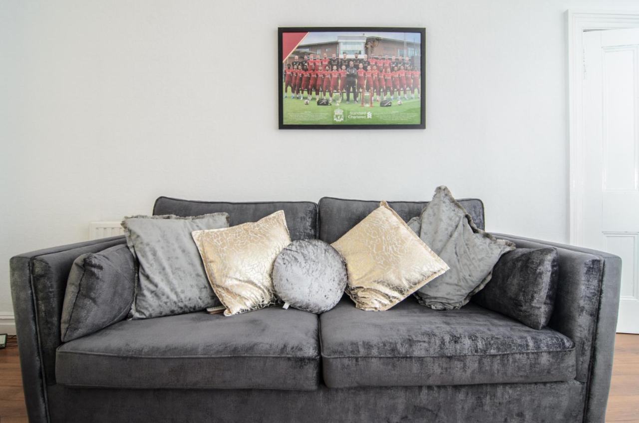 Riverpool - Elegant House 1 Minute Walk To Anfield Stadium Villa ลิเวอร์พูล ภายนอก รูปภาพ