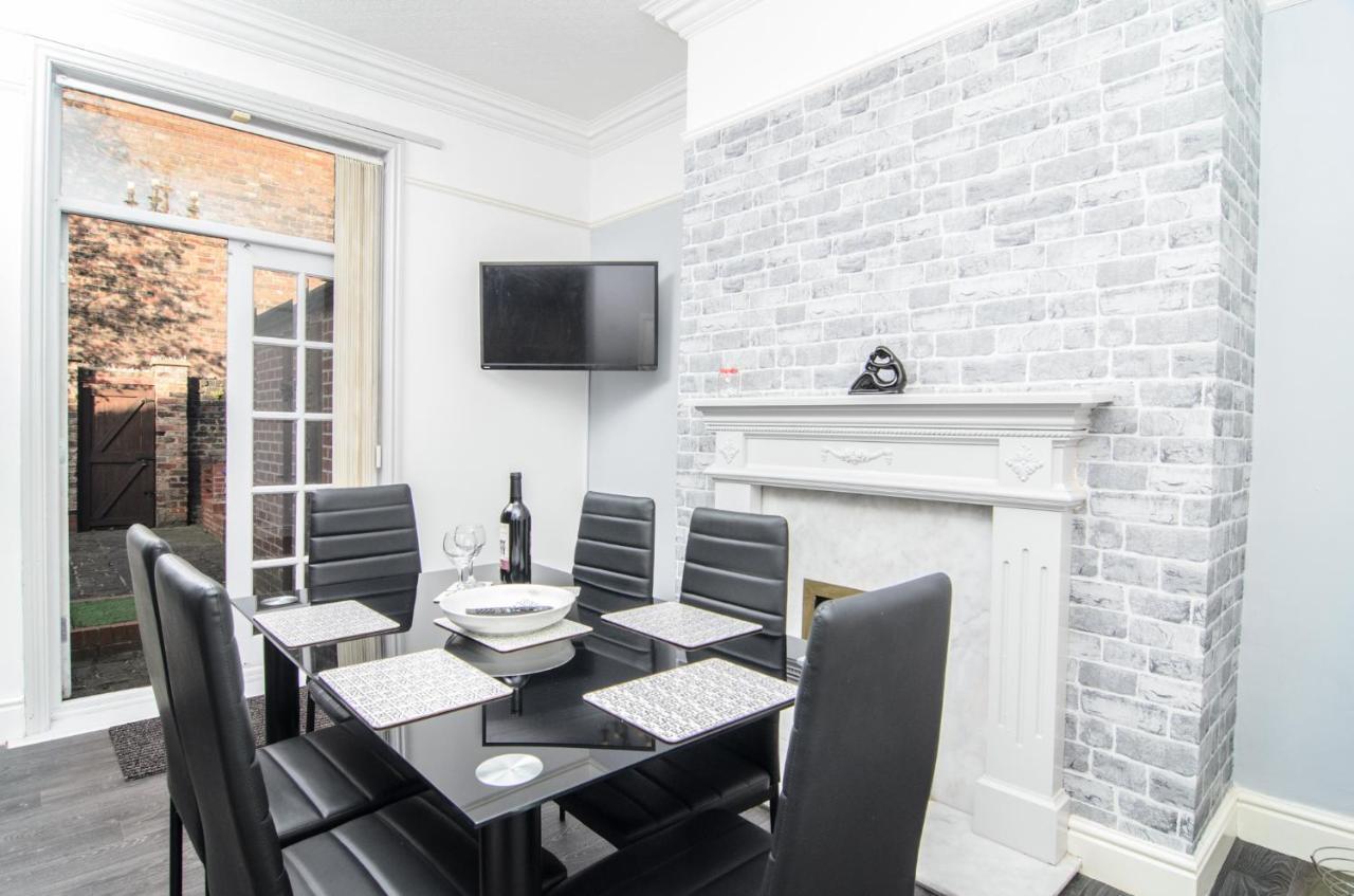 Riverpool - Elegant House 1 Minute Walk To Anfield Stadium Villa ลิเวอร์พูล ภายนอก รูปภาพ