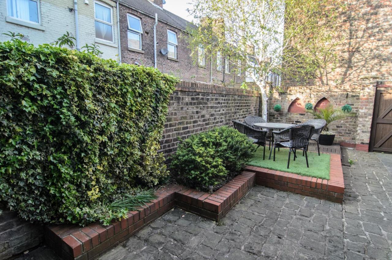 Riverpool - Elegant House 1 Minute Walk To Anfield Stadium Villa ลิเวอร์พูล ภายนอก รูปภาพ